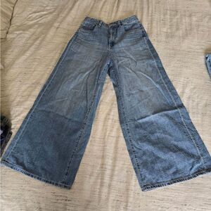 GU Wide-Leg Blue Jeans